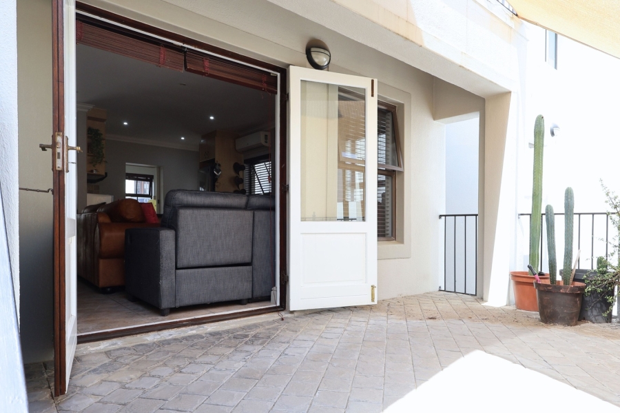 3 Bedroom Property for Sale in Welgevonden Estate Western Cape